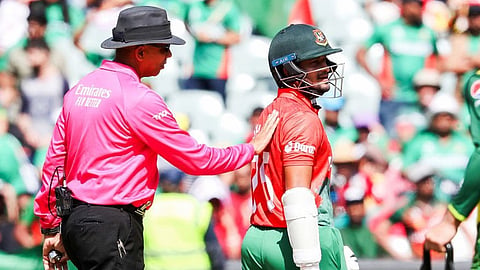 Shakib Al Hasan controversially declared out lbw by DRS against Pakistan