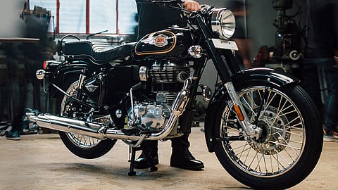 Royal-Enfield-Bullet-350-for-just-Rs-18,000!-Bill-creating-sensation-on-social-media