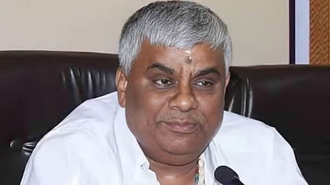 Court allows bail plea of JDS MLA HD Revanna in kidnapping case
