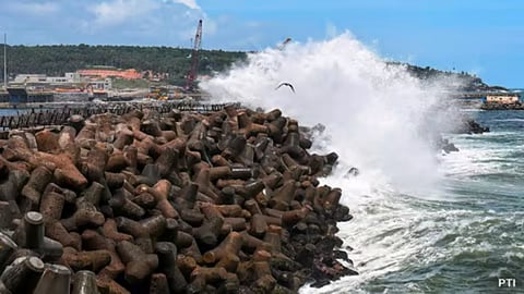High Tide Alert In Mumbai