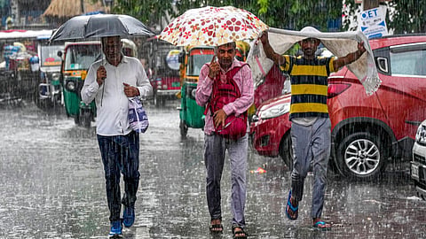 maharashtra-imd-weather-update-heavy-rain-alert-pune-yavatmal-bhandara-holiday-in-pune-school