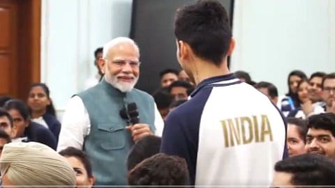 नरेंद्र मोदी