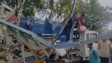 बुलंदशहर में सड़क दुर्घटना में 10 लोगों की मौत