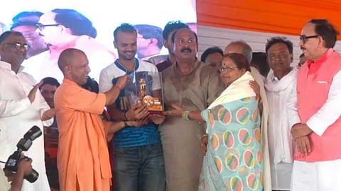 सीएम योगी ने किया ओलंपिक चैंपियंस का सम्मान