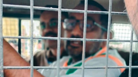 धुलिया जिला कांग्रेस अध्यक्ष सनेर गिरफ्तार