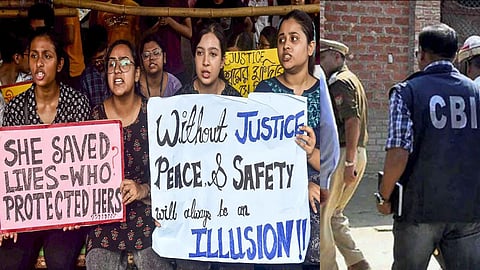 Kolkata: आर जी कर मेडिकल कॉलेज के इमेरजेंसी विभाग में तोड़फोड़, आधी रात अचानक कैंपस में घुसी भीड़