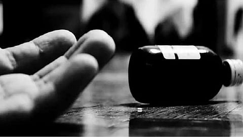 Girl commits suicide due to mental harassment in Yavatmal