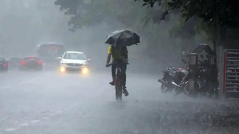 महाराष्ट्र में मानसून की वापसी, IMD का पालघर और नासिक के लिए रेड अलर्ट, इन जिलों के लिए भी चेतावनी