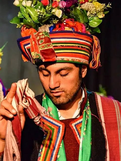 बियामा गांव ब्रोकपा जनजाति (1)