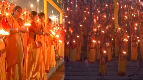 अयोध्या में सरयू घाट पर दीपोत्सव से पहले 1100 महिलाओं ने की सरयू आरती
