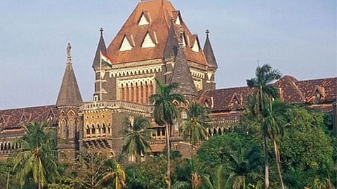 बदलापुर यौन शाेषण मामले में स्कूल अध्यक्ष-सचिव को नहीं मिली अग्रिम जमानत, कोर्ट ने पुलिस को भी लगाई फटकार