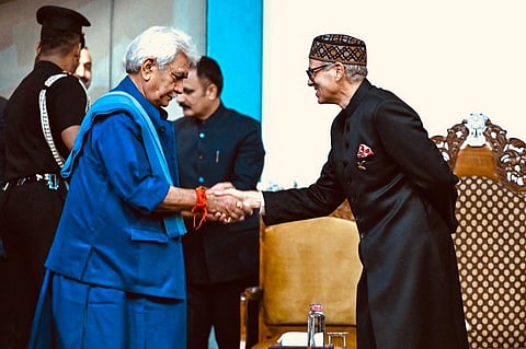 जम्मू-कश्मीर के उपराज्यपाल मनोज सिन्हा तथा सीएम उमर अब्दुल्ला की पुरानी तस्वीर
