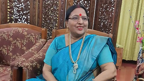 मशहूर लोक गायिका शारदा सिन्हा वेंटिलेटर पर