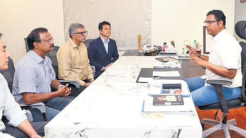 Samsung officials hold talks with Tamil Nadu Industry Minister amid labour strike
