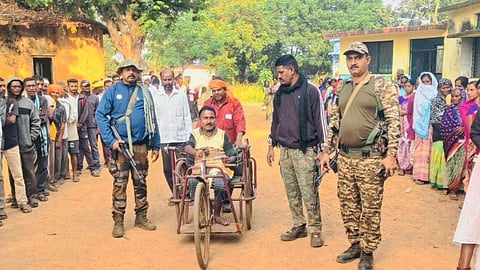 महाराष्ट्र में दोपहर 3 बजे तक 45.53 प्रतिशत मतदान, गड़चिरोली जिला सबसे आगे