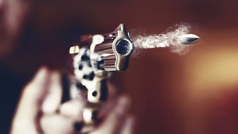 Bihar News: एग्जाम हॉल में नकल नहीं कराने पर सासाराम में चली गोलियां, एक छात्र की मौत, मचा हडकंप