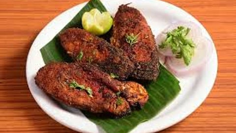 अपने हाथों से बनाएं मसालेदार 'अमृतसरी फिश फ्राई', जानिए इसकी आसान रेसिपी