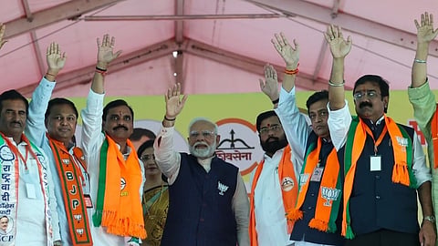 पीएम मोदी ने नांदेड़ में खेला जाति का कार्ड, बोले- एससी, एसटी और आदिवासियों की एकजुटता से समर्थन खो रही कांग्रेस