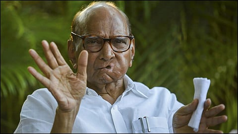 चुनाव के बीच शरद पवार ने चला महिला कार्ड, बताया किसे देखना चाहते हैं सीएम!