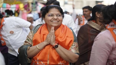 देवलाली में महायुति में बढ़ने लगा मतभेद, शिंदे गुट की राजश्री अहिरराव ने तेज किया चुवान प्रचार