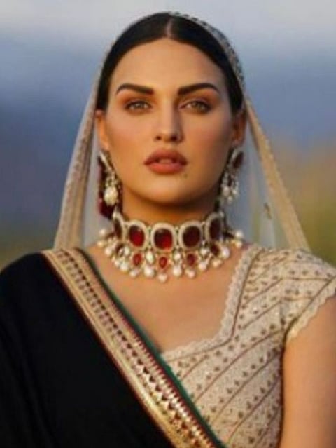 हिमांशी खुराना और आसिम रियाज ने धार्मिक मतभेद के कारण किया ब्रेकअप, बिग बॉस में हुई थी मुलाकात