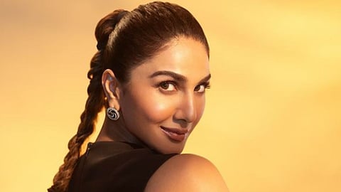 Vaani Kapoor Accident in Jaipur her Scooty hits police Van