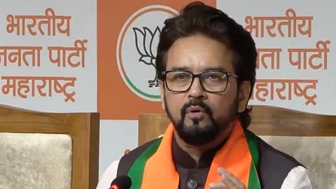 कांग्रेस का इतिहास टूटे वादों और झूठे आश्वासनों से भरा पड़ा, मुंबई से अनुराग ठाकुर का हल्लाबोल
