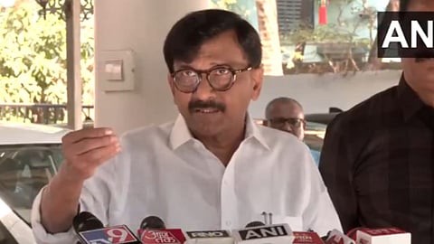 "ईवीएम मंदिर बनाएं": संजय राउत ने महायुति पर कटाक्ष किया
