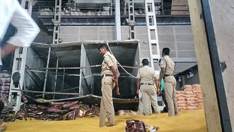 Yavamtal News: यवमताल की दाल मिल में बड़ा हादसा, लोहे का स्टोरेज गिरने से 3 श्रमिकों की मौत