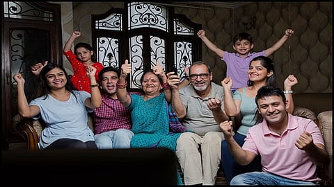 क्या हम अपने माता-पिता के प्रति इन जिम्मेदारियों को निभाते हैं ? पढ़ें और गंभीरता से सोचें