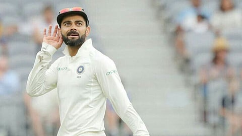 टीम इंडिया के स्टार प्लेयर विराट कोहली ने अपने टेस्ट करियर से संन्यास का ऐलान कर दिया है। विराट कोहली के इस फैसले से उनके कई फैंस का दिल टूट गया है। विराट कोहली से पहले रोहित शर्मा ने भी टेस्ट करियर को अलविदा किया है।