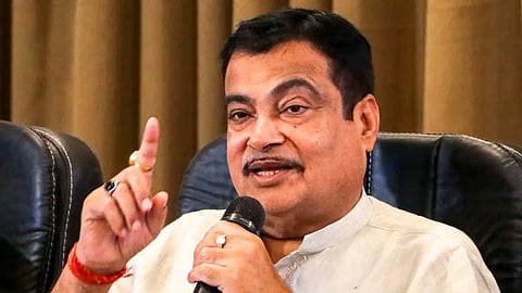 भारतीय जनता पार्टी में शामिल हो रहे बाहरी नेताओं पर अब अंदरूनी कलह की अटकलें तेज होती नजर आ रही है। इस पर केंद्रीय मंत्री नितिन गडकरी ने अपनी प्रतिक्रिया दी।