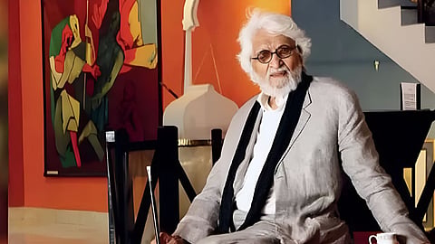 मशहूर पेंटर एमएफ हुसैन की 25 पेंटिंग्स को हाल ही में कोर्ट ने नीलामी की मंजूरी दी थी। कोर्ट के इस फैसले को लेकर हिंदू जनजागृति संगठन में असंतोष का माहौल है।