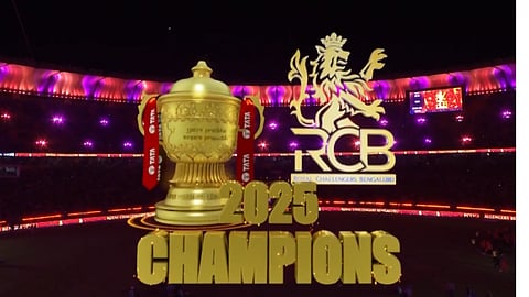 IPL 2025 के 7 बड़े रिकॉर्ड्स...एक तो ऐसा जो 18 सीजन में हुआ पहली बार, यहां देखें पूरी लिस्ट