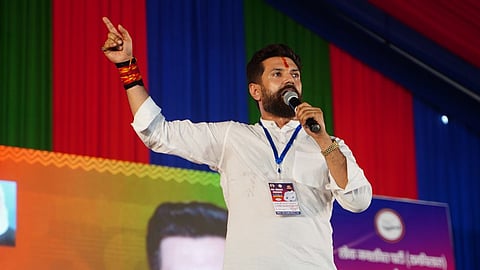 जिसका डर था वही हुआ, NDA में पड़ी फूट! बिहार की सभी सीटों पर चुनाव लड़ेंगे चिराग पासवान
