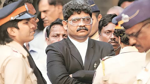 वकील को उद्धव-राज-शरद से जान का खतरा