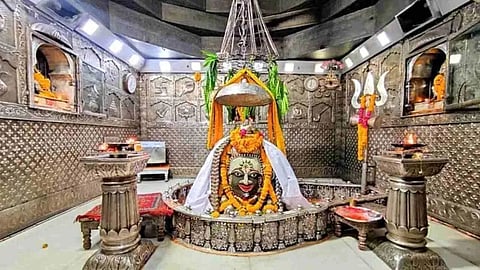 सावन में के नॉन-वेज खाने की मनाही के पीछे धार्मिक वजह के साथ जुड़ा हुआ है साइंस