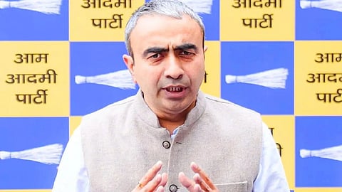 ‘EVM नहीं, वोटर लिस्ट से होती है छेड़छाड़’, AAP का BJP पर गंभीर आरोप