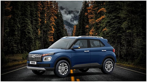 Hyundai Venue फेसलिफ्ट जल्द लॉन्च के लिए तैयार, डिजाइन और फीचर्स में बदलाव