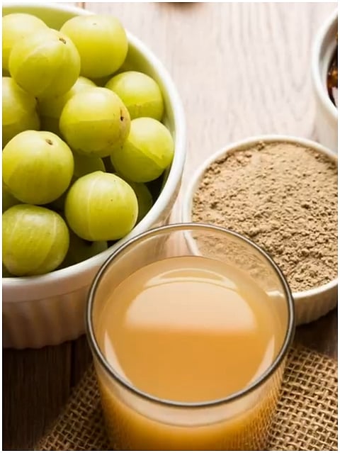 आंवला जूस पीने से मिलते है कई फायदे