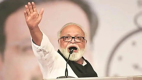 Nashik News: उपभोक्ता संरक्षण मंत्री छगन भुजबल ने नाशिक जिले को लेकर बड़ा बयान दिया है। उन्होंने एक कार्यक्रम के दौरान कहा है कि नाशिक जिले को एजुकेशन हब और इंडस्ट्रियल हब बनाया जाएगा।