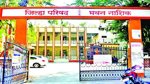 ग्राम विकास विभाग द्वारा जारी पंचायत प्रगति सूचकांक में नाशिक ने पहला स्थान हासिल किया है। जिसके चलते जिला परिषद के मुख्य कार्यकारी अधिकारी ओंकार पवार को सम्मानित भी किया जाएगा।