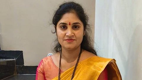 Nagpur News: नागपुर के कामठी तहसील के खासाला ग्रामपंचायत की महिला सरपंच जयश्री इंगोले को दिल्ली में विशेष अतिथि के रूप में आमंत्रित किया गया है।