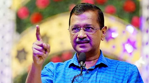 बम से उड़ाने की धमकी: BJP पर केजरीवाल का वार, 'चार इंजन वाली सरकार कानून-व्यवस्था में नाकाम'