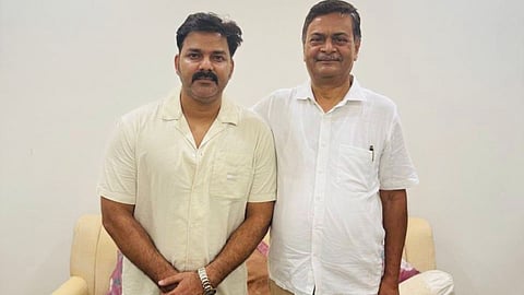 बिहार की राजनीति में नए समीकरणों की चर्चाएं तेज, BJP के कद्दावर नेता से मिले पावर स्टार पवन सिंह