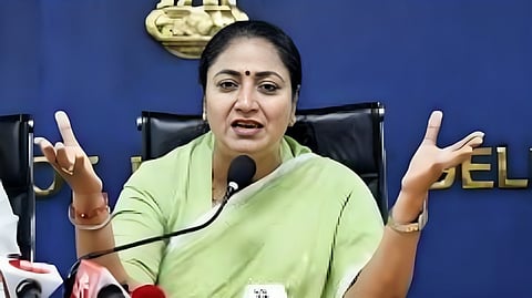 मुझे तो तूफानों से जूझने की आदत है, किसी भी आसुरी शक्ति से डरने वाली नहीं हूं….