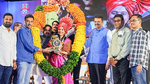 महाराष्ट्र सरकार ने दिव्या देशमुख को किया सम्मानित, चेस वर्ल्ड कप जीतने के बाद..