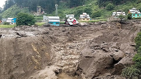 jammu cloud brust, too many people died.