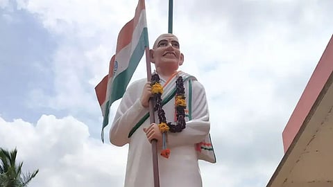 pingali-venkayya-designed-national-flag