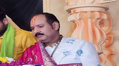 सीहोर के कुबेरेश्वर धाम में श्रद्धालुओं पर टूटा अव्यवस्थाओं का कहर, दो महिलाओं की मौत